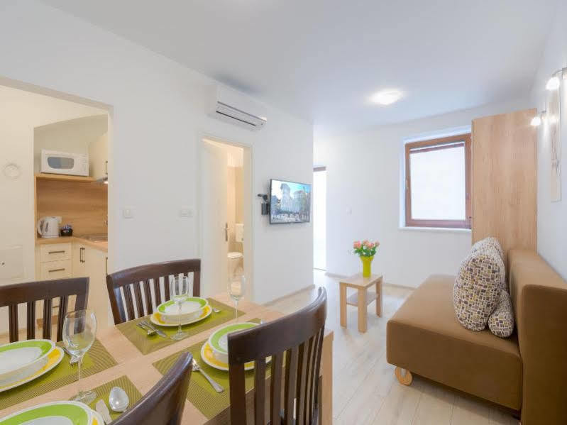 Old Town Apartments ลูบลิยานา ภายนอก รูปภาพ